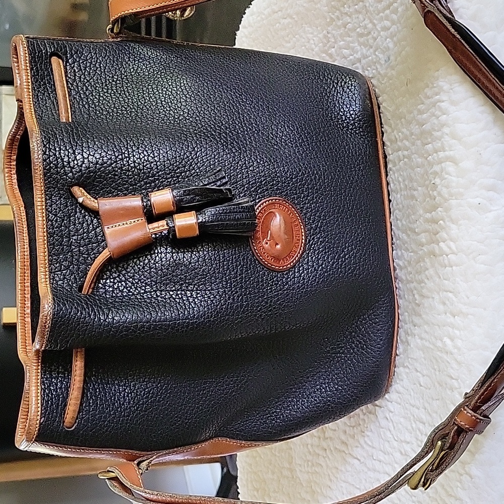 Vintage bucket short strap